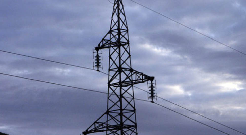 Снијег направио проблем: Три далековода на подручју Новог Града без струје