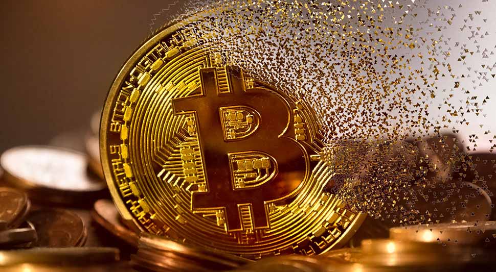 Биткоин опет снажно расте: Појавио се сигнал који је досад виђен само пет пута