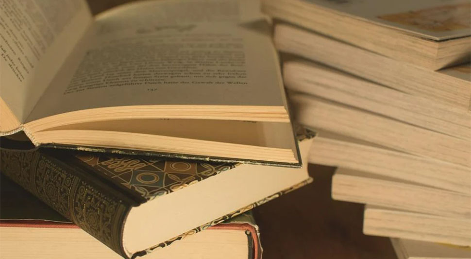 Како се пише "Нова година" или "нова година"?