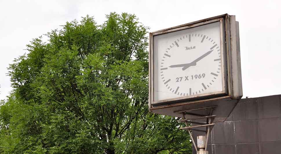 Бањалука фирми плаћа скоро 70.000 КМ да ''навија'' сатове