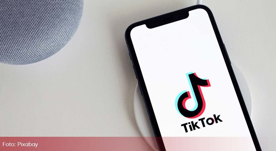 Бесконачно скроловање на ТикТоку под лупом