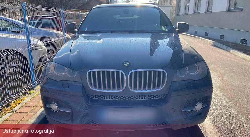 Oduzet luksuzni BMW u Doboju