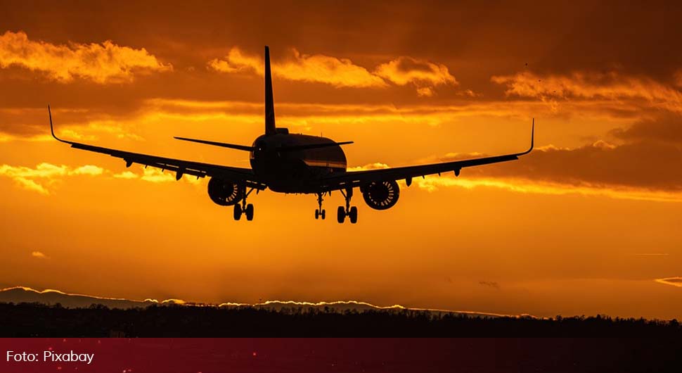 Avion prinudno sletio na Aerodrom u Beogradu