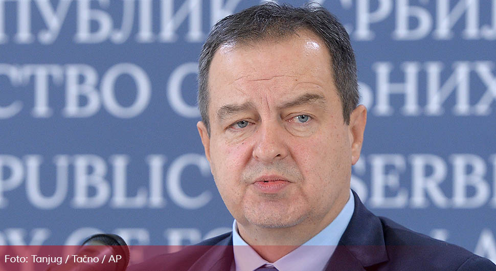 Poslanik gledao filmove za odrasle tokom sjednice o KiM, Dačić traži ostavku