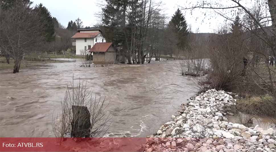 Stabilna situacija u poplavljenim područjima