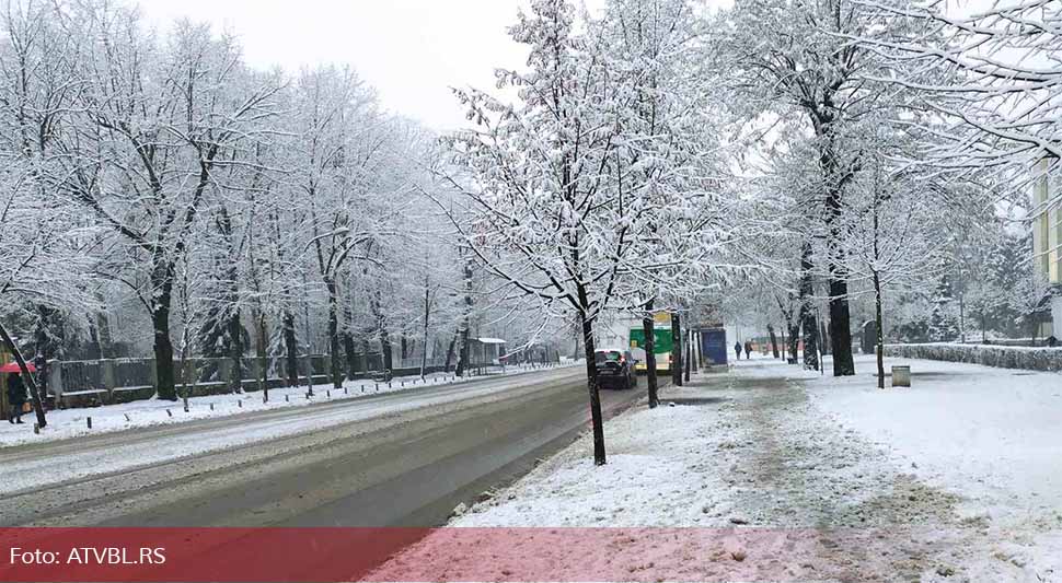 Snijeg pada u većini predjela, najviše napadao u Kalinoviku