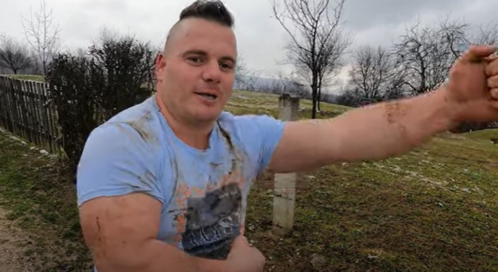 Hulk iz Viteza objavio video kako trenira - Snaga klade valja, umjesto tegova uzeo balvan