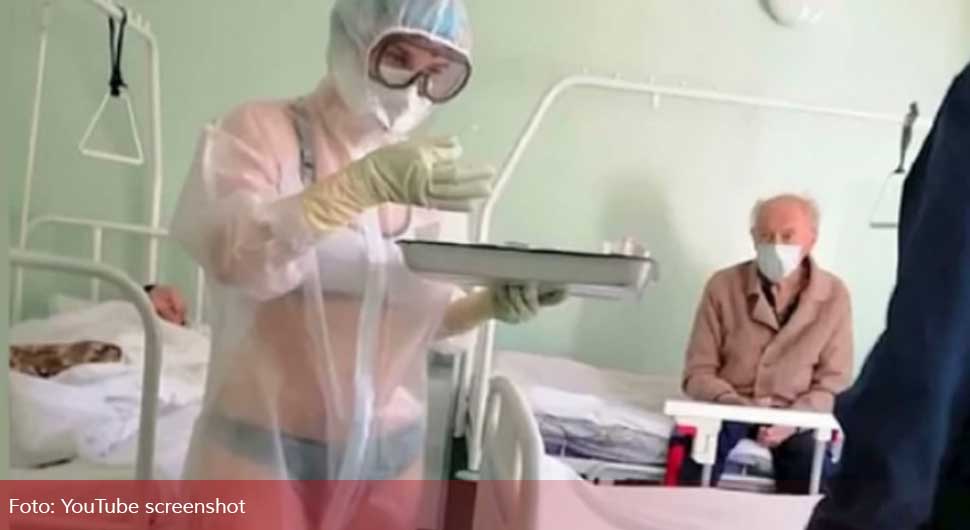 Fotografija medicinske sestre kako golišava brine o pacijentima obišla je svijet: Evo gdje je i kako izgleda danas