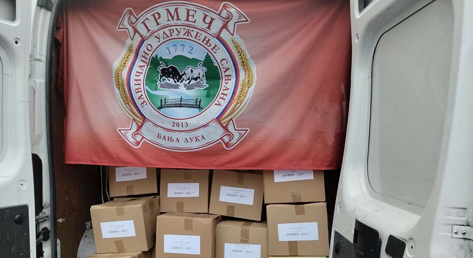 Poklon pakete dobilo preko stotinu ugroženih porodica srpskih povratnika