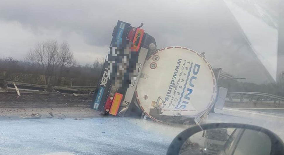 Prevrnula se cisterna kod Gradiške
