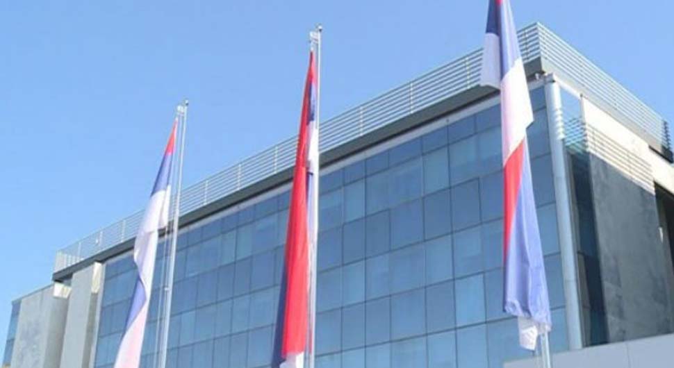 Hoće li Zakon o državnim službenicima odvojiti rad od nerada