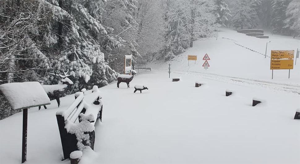 Zabijelio se snijeg na Kozari (FOTO)