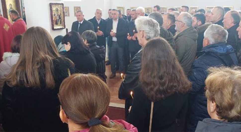 Služen parastos za poginule u velikom srpskom stradanju na Božić 1993. godine