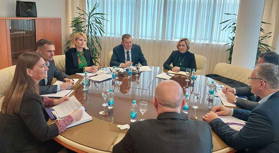 Mitrović sa Unijom poslodavaca: Vlada posvećena strateškom razvoju privrede