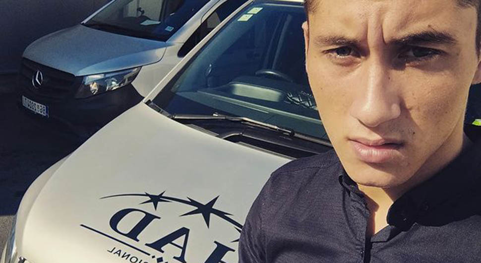 Nemanja od 12. godine kupa pokojnike: Čitav život maštao da bude pogrebnik, jedno mu najteže pada