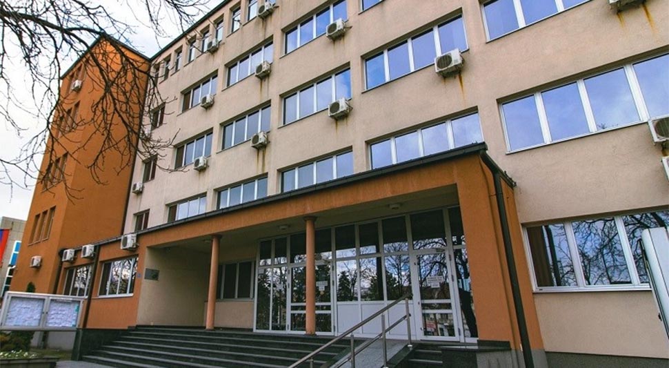Оптужени за обљубу малољетне дјевојчице у кућном притвору