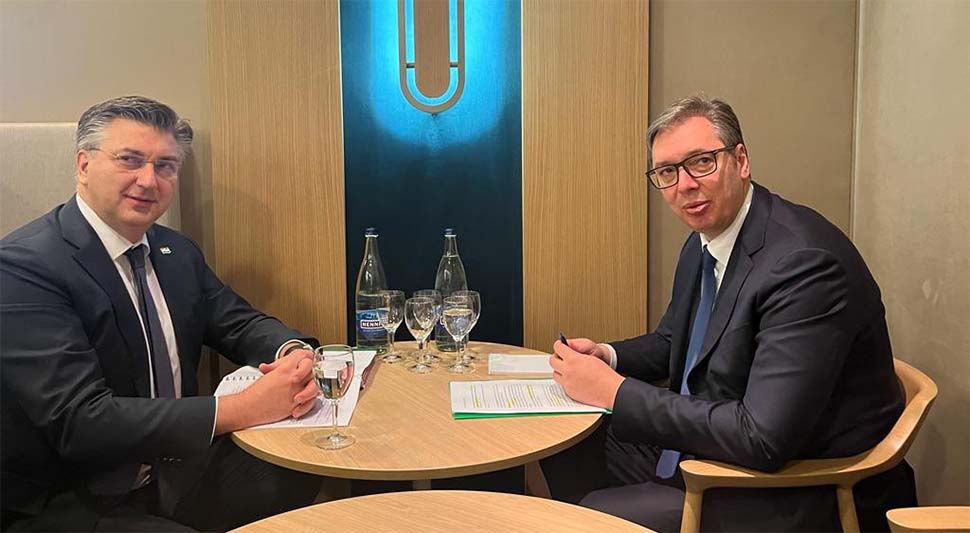 Vučić i Plenković se sastali u Davosu, na stolu međusobni odnosi