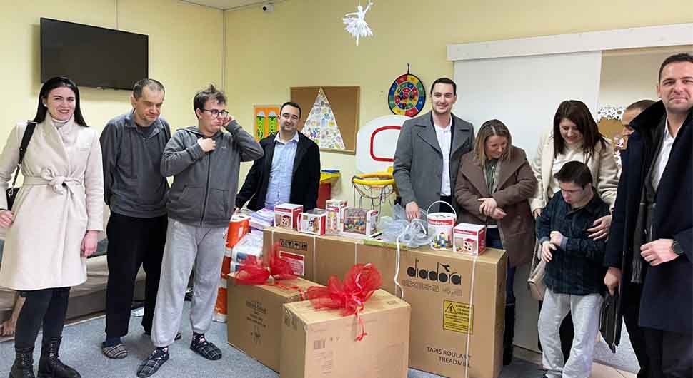 Novi prostor, novi namještaj: Zaposleni iz Prointera darovali “Djecu svjetlosti”