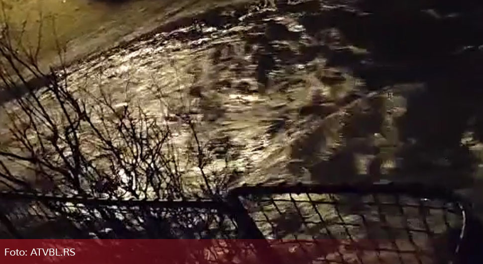 Izlila rijeka Đeropa (VIDEO)