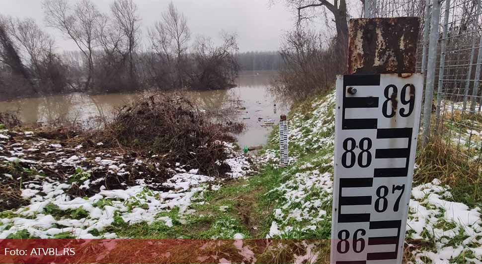 Sava u porastu u Semberiji, Drina se povlači u Janji