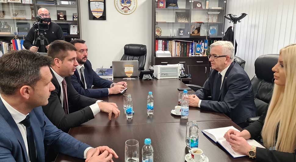 Ministar Čubrilović u posjeti Opštinskoj upravi Istočno Sarajevo