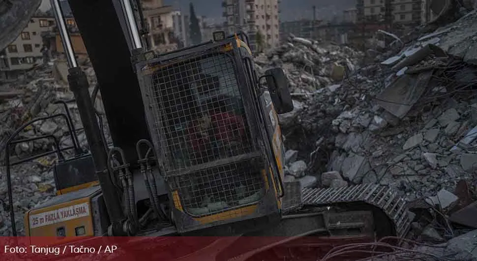 Još jedno dijete preživjelo: Spasioci izvukli dječaka nakon 182 sata