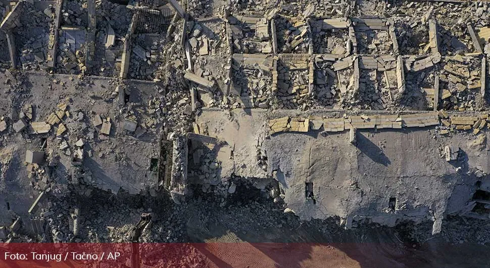 Spasio se iz ruševina zemljotresa, pa umro dva dana kasnije u požaru