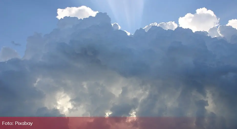 Прије подне облачно, увече киша