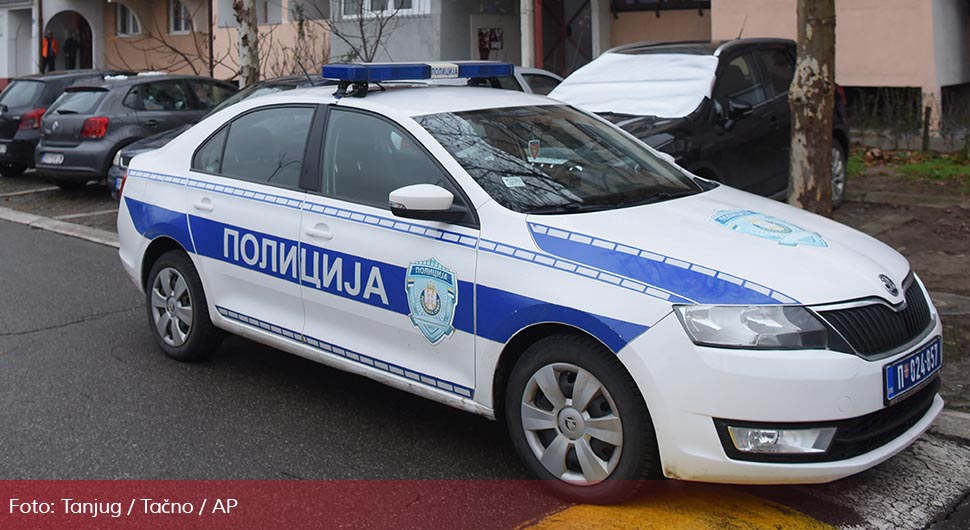 Evakuisana djeca iz škole, pronađena bomba u dvorištu