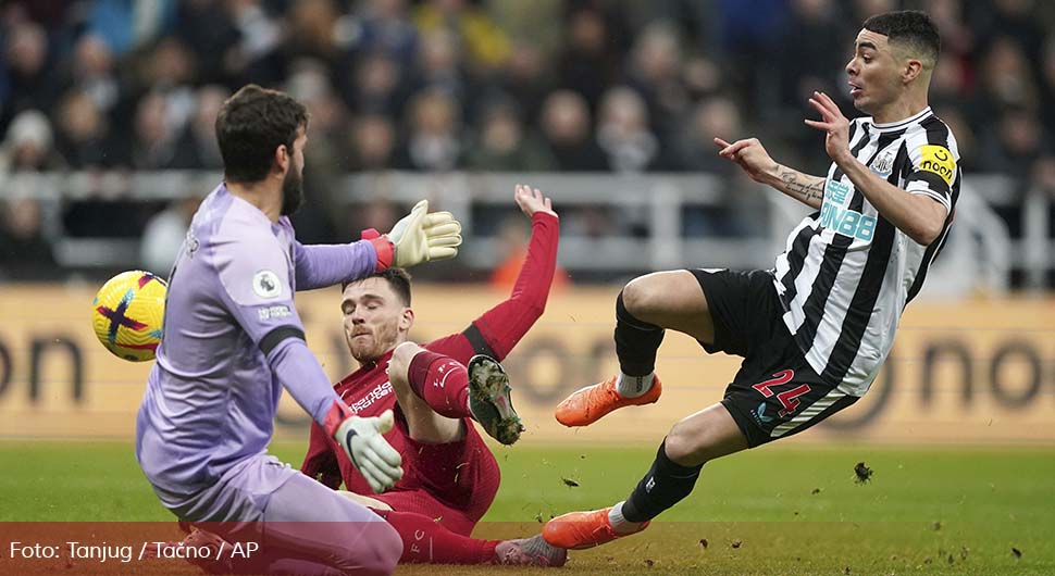Liverpul za 7 minuta riješio Njukasl