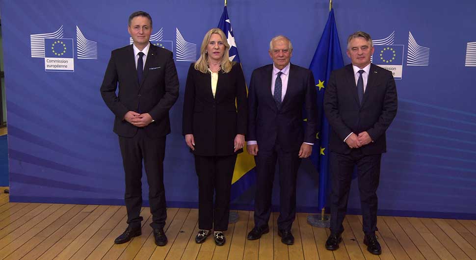 Cvijanovićeva i članovi Predsjedništva se sastali sa Boreljom