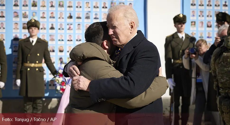 Зеленском стигао посљедњи поклон од Бајдена