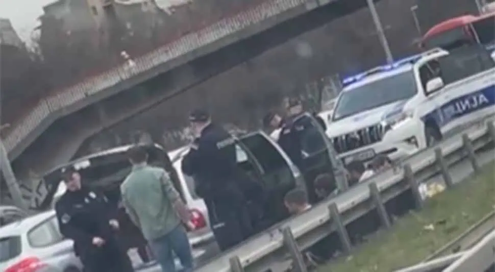 Zaustavili autobus na auto-putu u Srbiji i razbili stakla: Uhapšena četvorica Bugarina