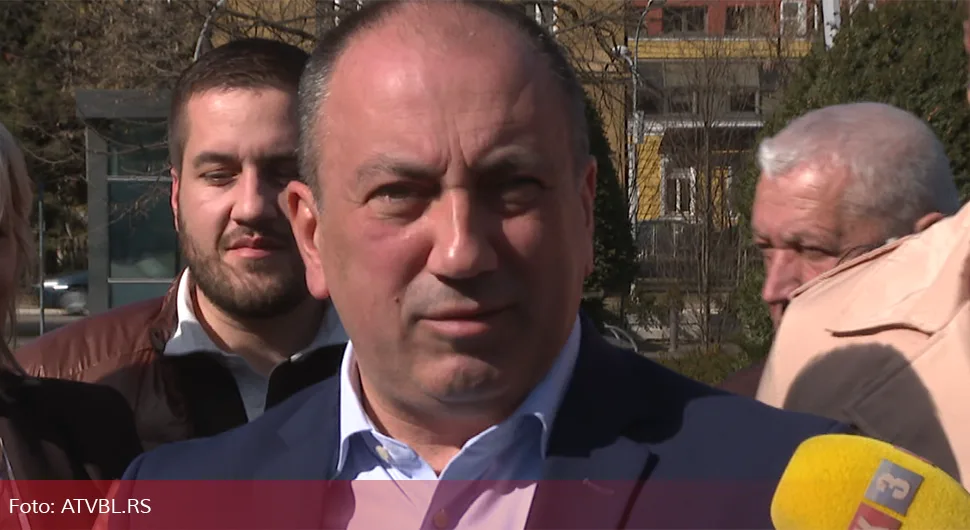 Црнатку пропала прилика да кукумаче пред Лирмановом па се окомио на руководство Српске