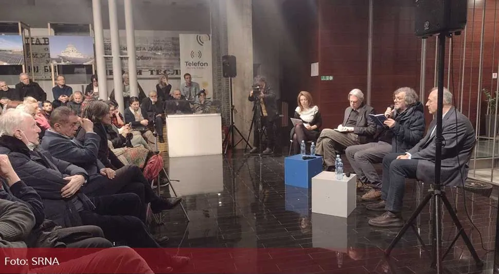 Knjiga "Vidiš li da ne vidim" Emira Kusturice predstavljena u Narodnoj biblioteci Srbije