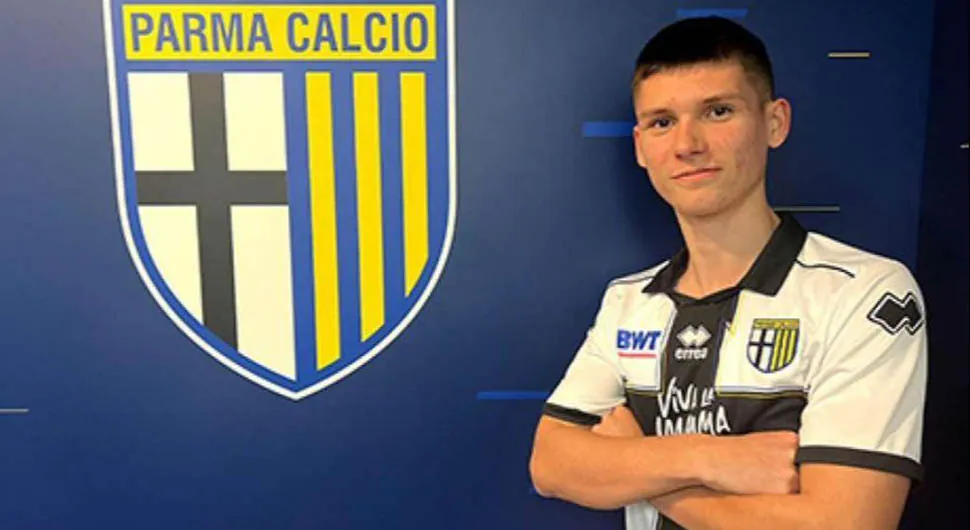 Marko Brekalo (16) potpisao za tim gdje gol čuva legendarni Bufon