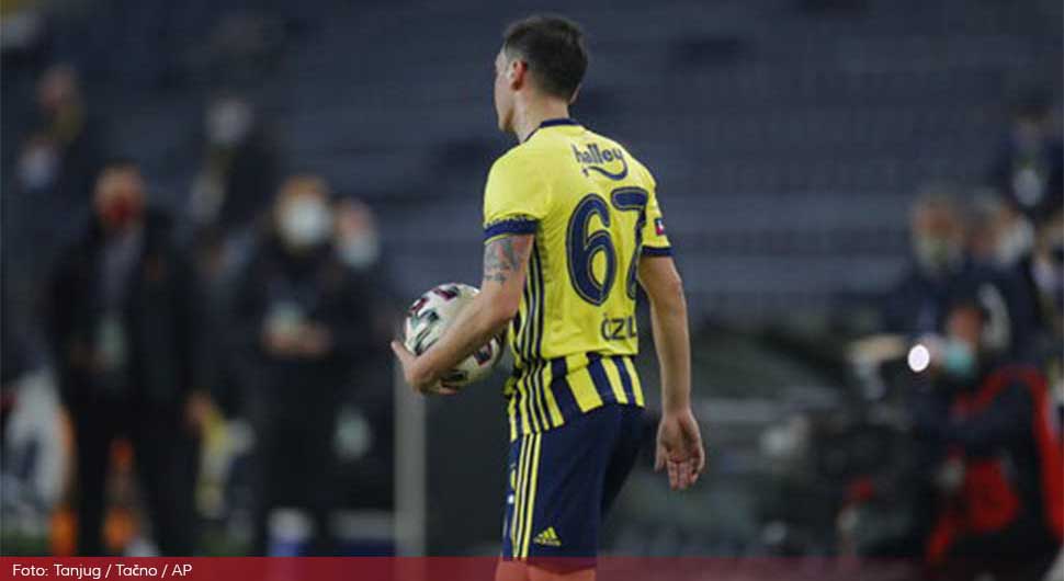 Kraj jedne velike karijere! Ozil okačio kopačke o klin