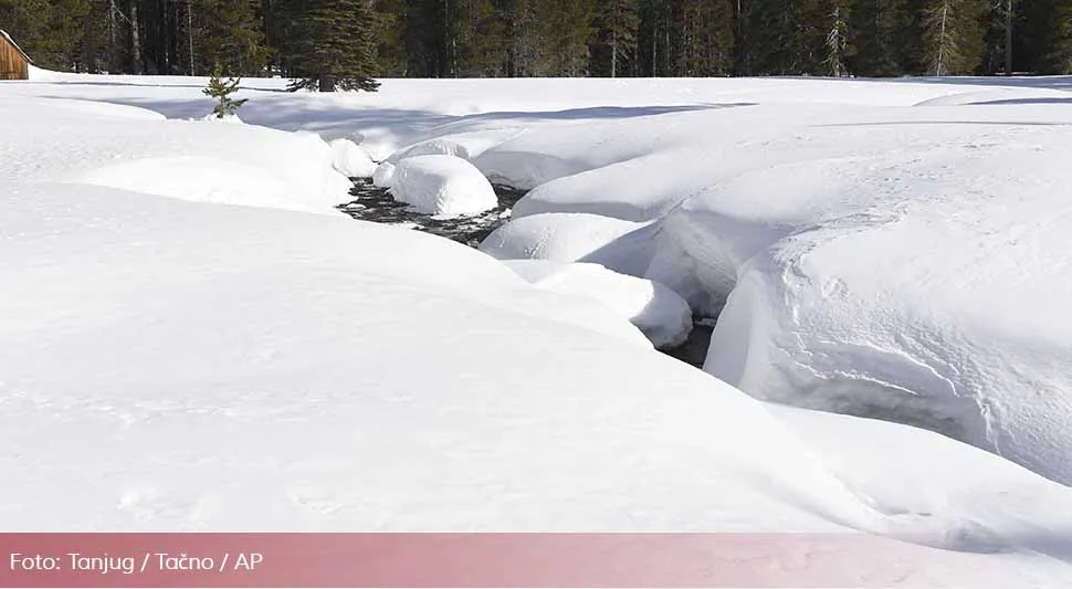 Snježno nevrijeme u Evropi, dvoje ljudi poginulo