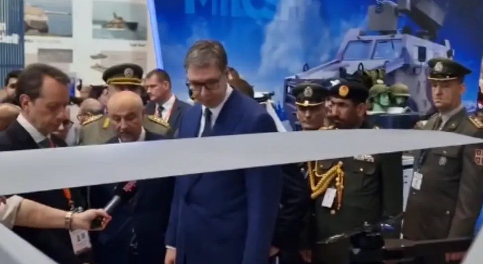 Vojska Srbije dobija nova naoružanja, Vučić otkrio kad stižu dronovi