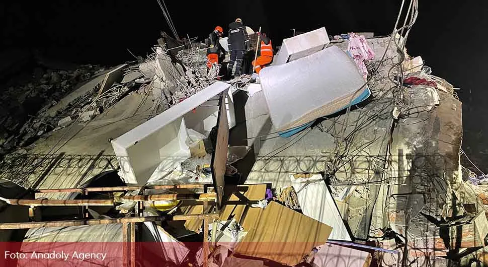 Spasilačke ekipe i nakon 101 sat izvlače preživjele ispod ruševina