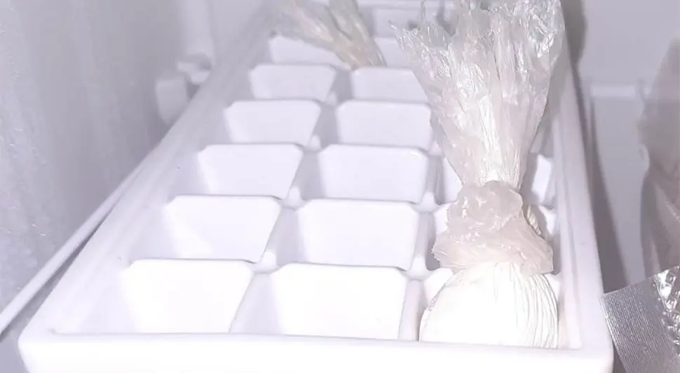 U pretresu stana pronađena droga, mobilni telefoni i novac