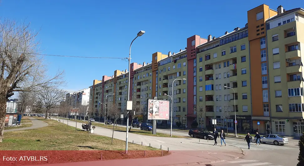 Džon Bils: 24 sata u Banjaluci