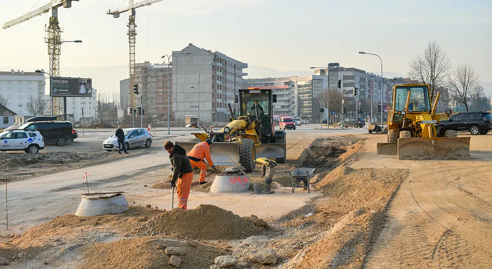 Zbog izvođenja radova obustavljen saobraćaj u nekim banjalučkim ulicama