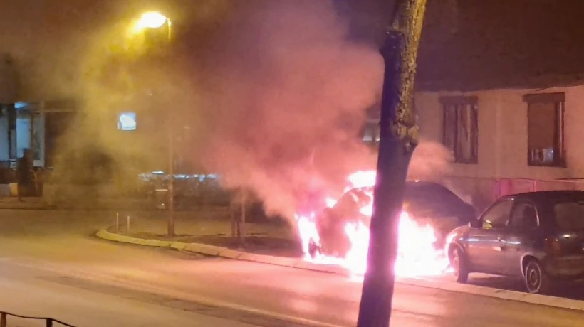 U Banjaluci gorio audi, policija istražuje požar