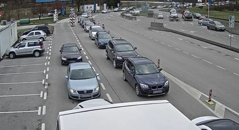 Gužva na granici Velika Kladuša