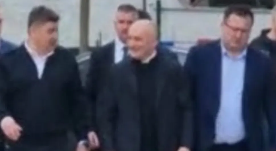 Skandalozno: SDS-ov načelnik Broda dva sata ćaskao sa hrvatskim predsjednikom uoči godišnjice stradanja Srba u Sijekovcu
