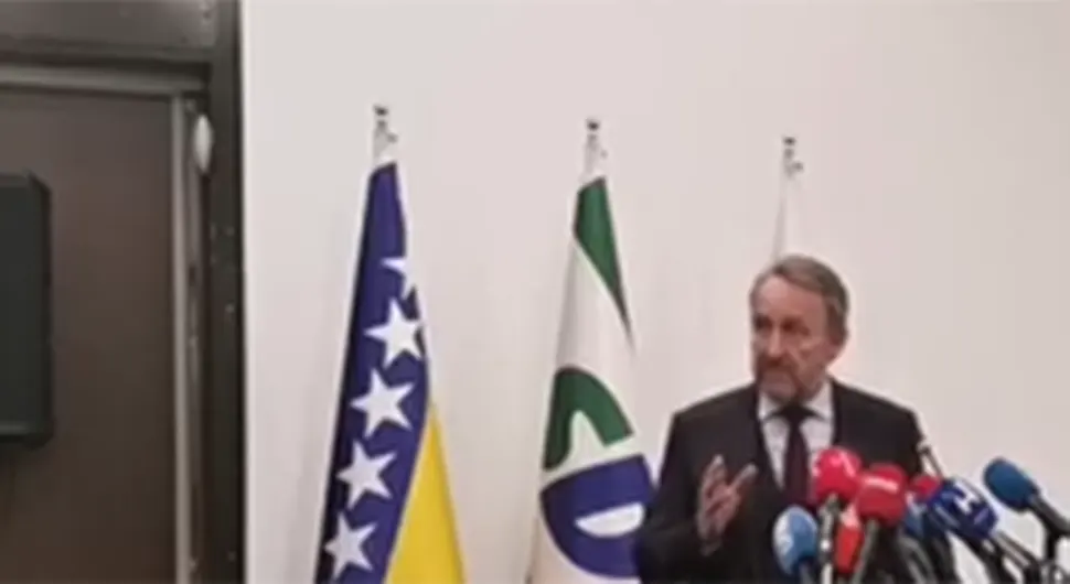 Огласио се Бакир Изетбеговић о изборима