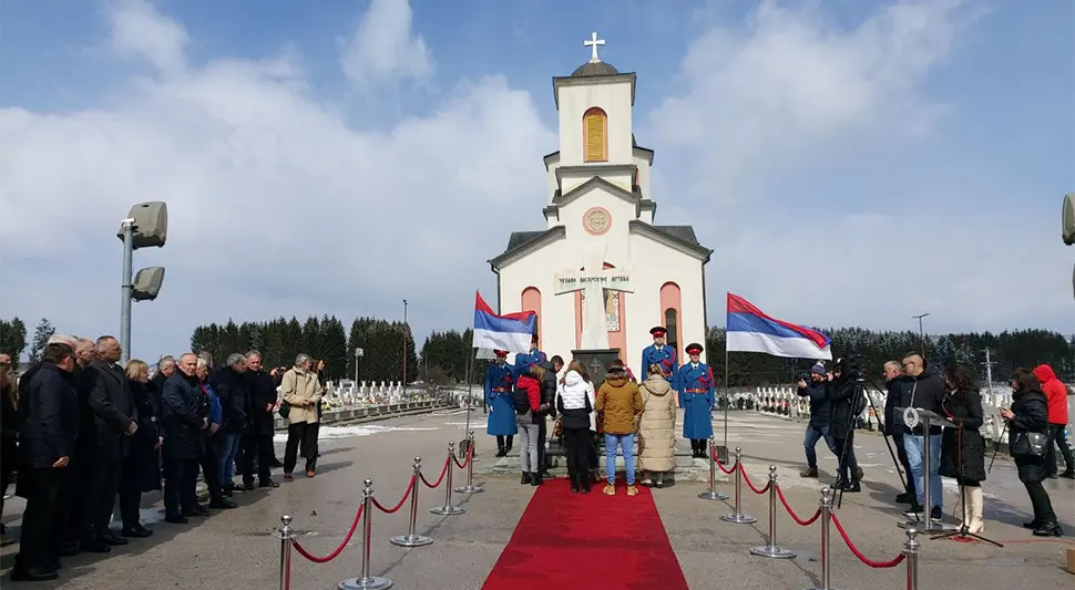 Košarac: Sarajevska golgota ostaće u trajnom sjećanju srpskog naroda