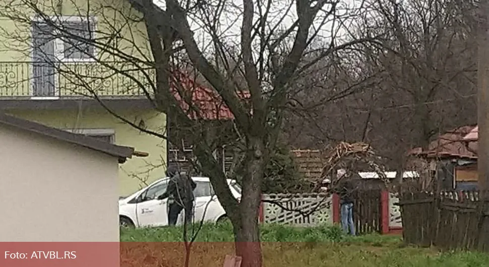 Ljubiša Petrović kupuje glasove (FOTO/VIDEO)