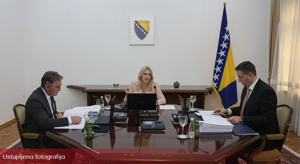 Амерички званичници са Предсједништвом БиХ